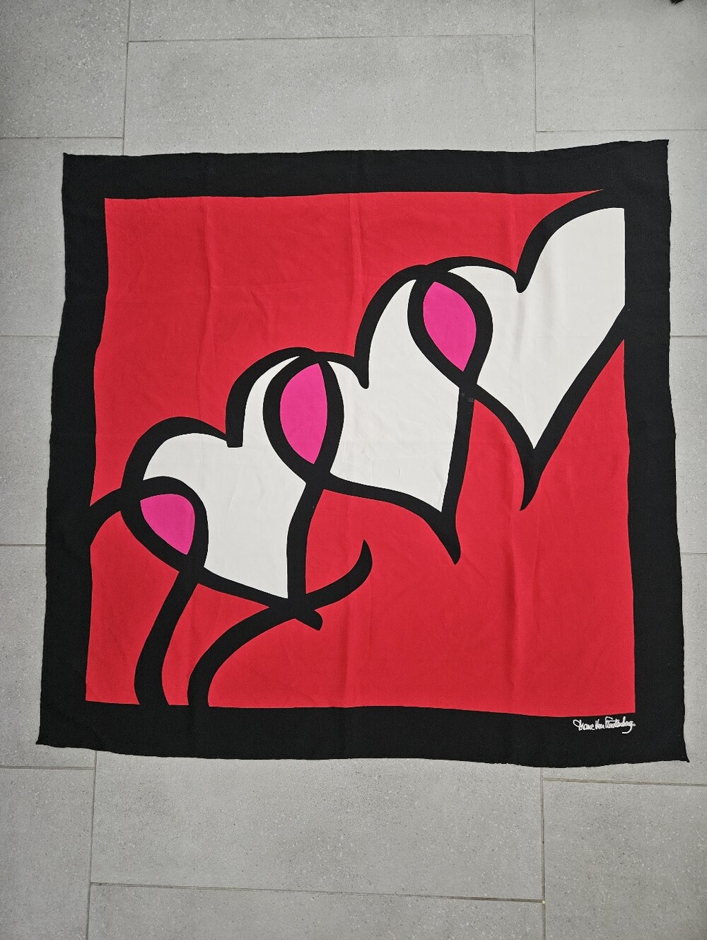 Diane Von Furstenberg Red, White & Pink Heart Throw